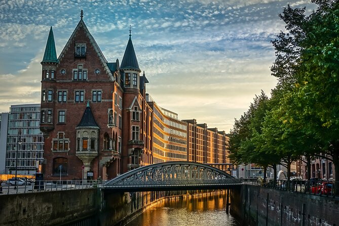 E-Scavenger Hunt Hamburg: Explore the City at Your Own Pace - About Your Stay