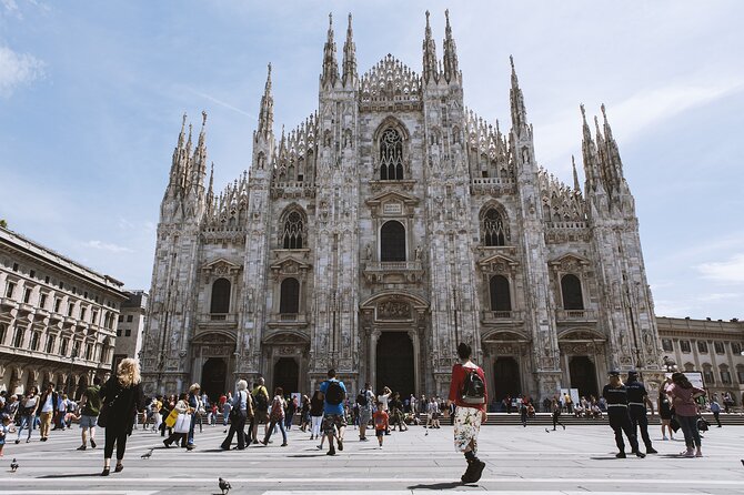 E-Scavenger Hunt Milan: Explore the City at Your Own Pace - User Feedback on the App Experience
