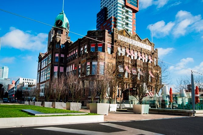 E-Scavenger Hunt Rotterdam: Explore the City at Your Own Pace - Discovering Rotterdams Top Spots