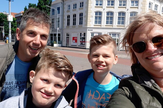 E-Scavenger Hunt Terneuzen: Explore the City at Your Own Pace - Availability and Timing