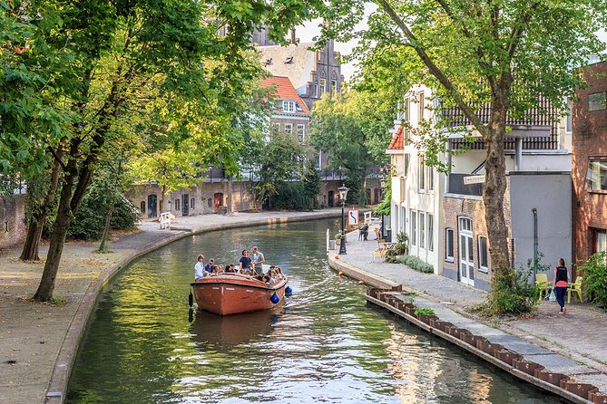 E-Scavenger Hunt Utrecht: Explore the City at Your Own Pace - Accessibility and Booking Details