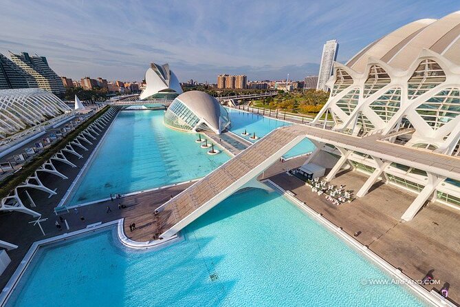 E-Scavenger Hunt Valencia: Explore the City at Your Own Pace - Preparing for Your Unique Experience