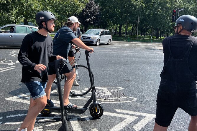 E-Scoot Experience to Indulge in Montréal's Iconic Food Scene - Savoring Renowned Dishes