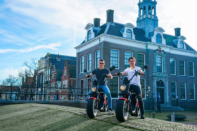 E-Scooter Rental Volendam - Countryside of Amsterdam - Rental Inclusions and Logistics