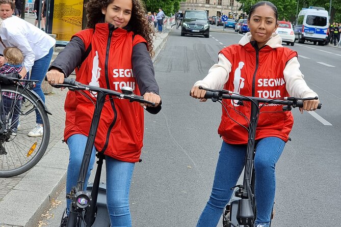 E-scooter Sightseeing Tours in Berlin - Guided E-scooter Tour Highlights