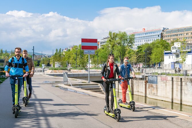 E-Scooter Tour Through Amazing Vienna! - Discovering the Schottenring U-Bahn