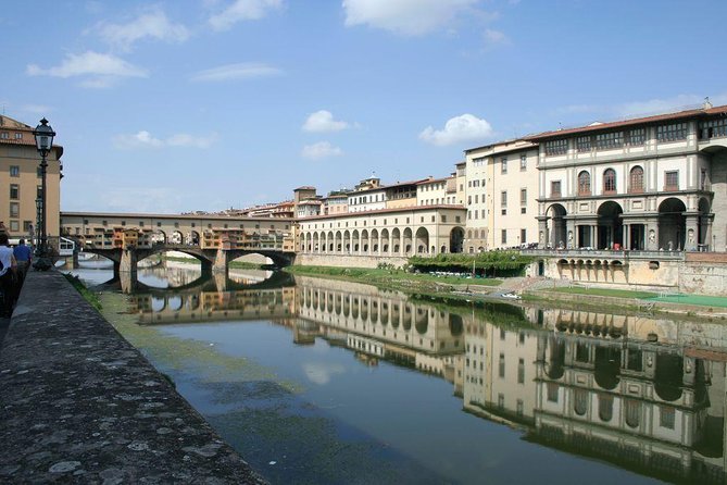 Early Access Guided Uffizi Gallery Tour Skip-the-Line Small Group - Meeting Point