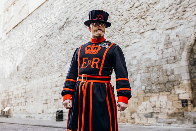Early Access Tower of London Tour With Opening Ceremony & Cruise - Highlights