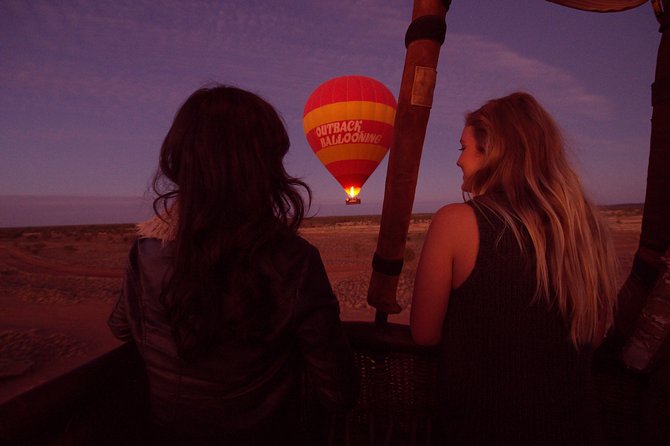 Early Morning Ballooning in Alice Springs - Packing Up Assistance