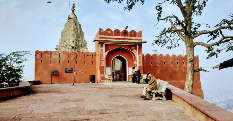 Early Morning Jaipur Tour On Scooter With Street Food Taste - Itinerary Highlights