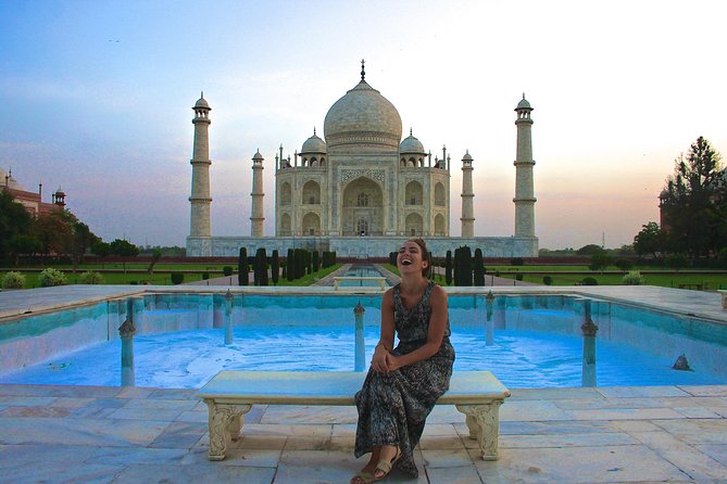 Early Morning Taj Mahal Sunrise Tour With Entrance Fees From Delhi - Meeting and Timing