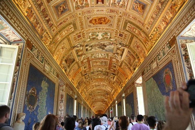 Early Morning Vatican Museums, Sistine Chapel, St.Peters Basilica Small Group - Dress Code and Punctuality