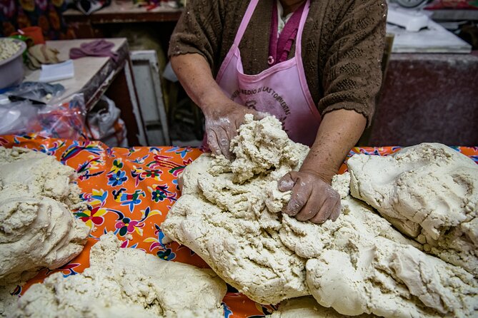 Earth, Corn & Fire: Tasting the Roots of Oaxacan Cuisine - Significance of Corn in Oaxacan Cuisine