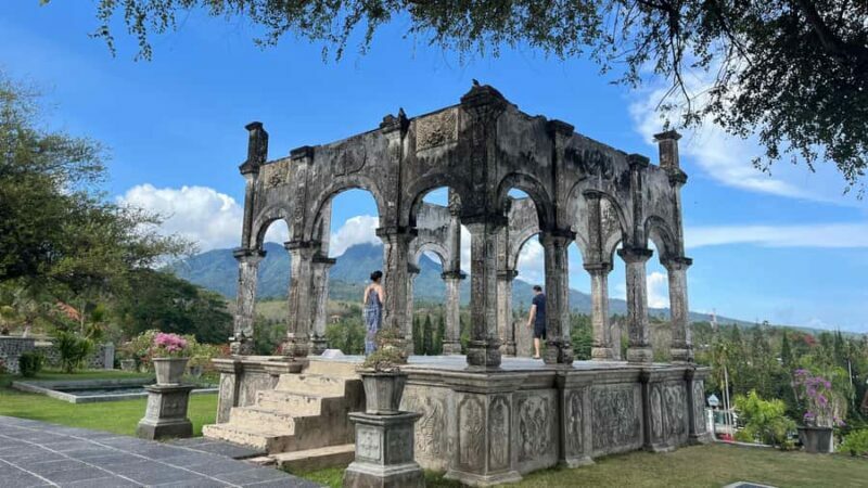East Bali: Lempuyang temple, Tirta Gangga, Taman Ujung - An In-Depth Look at the East Bali Tour