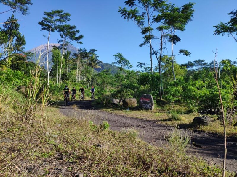 East Bali : MTB Cycling Tour - Off The Beaten Track! - Inclusions and Group Size