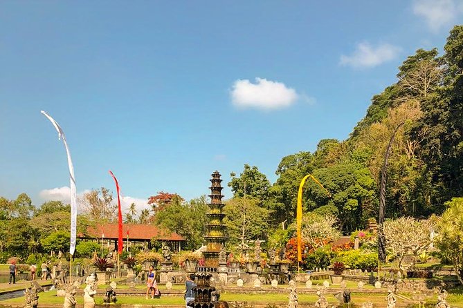 East Bali Tour, Lempuyang - Tirta Gangga - Ujung Soekasada - Black Sand Beach - Cultural Immersion and Photography