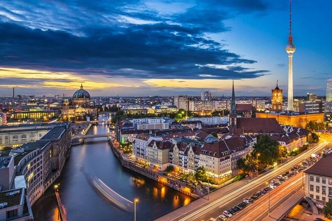 East Berlin History Tour With a Local Expert: 100% Personalized & Private - Discovering Cold War-Era Landmarks