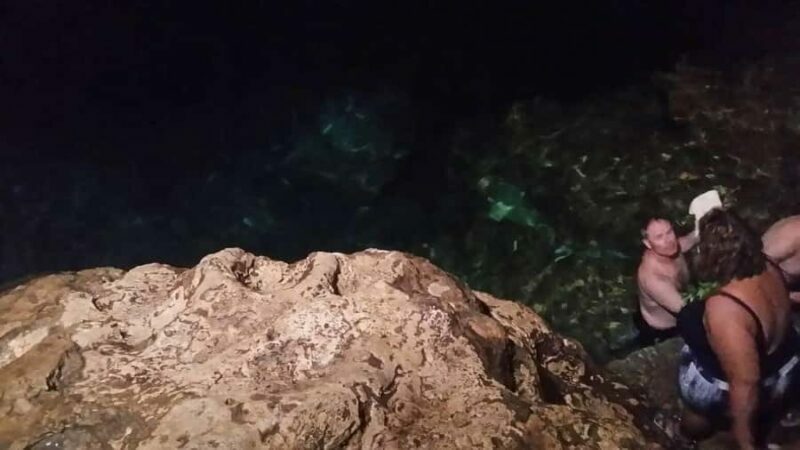 East Coast Historical + Anahulu Cave n Anahulu Beach Tour - Key Points