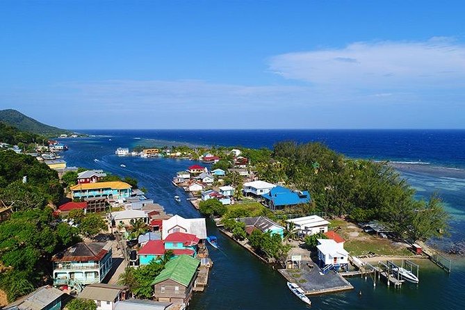 East End Private Floating Tiki Bar Getaway Plus Transportation - Uncovering Roatans Pirate History