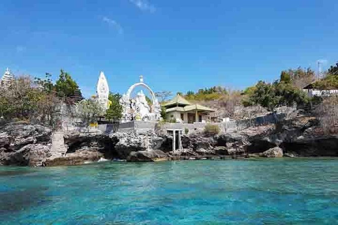 East Java Exotic Day Tour: Menjangan & Tabuhan Island Open Trip From Banyuwangi - Whats Included