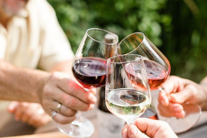 East Kelowna Wine Tour - Classic - 6 Wineries - Locally Sourced Lunch