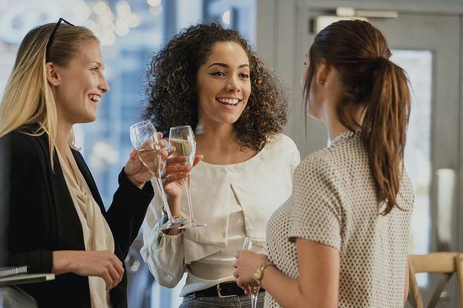 East Kelowna Wine Tour From Vernon - Classic - 6 Wineries - Professional Local Guide