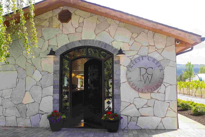 East Kelowna Wineries Tour - Tour Group Size