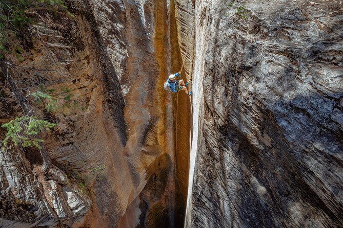 East Zion: Stone Hollow Full-day Canyoneering Adventure - Equipped for a Safe and Memorable Journey