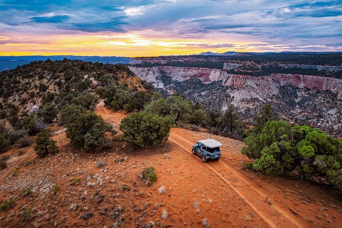 East Zion: Zion Cliffs Sunset Jeep Tour - Unobstructed Panoramic Views