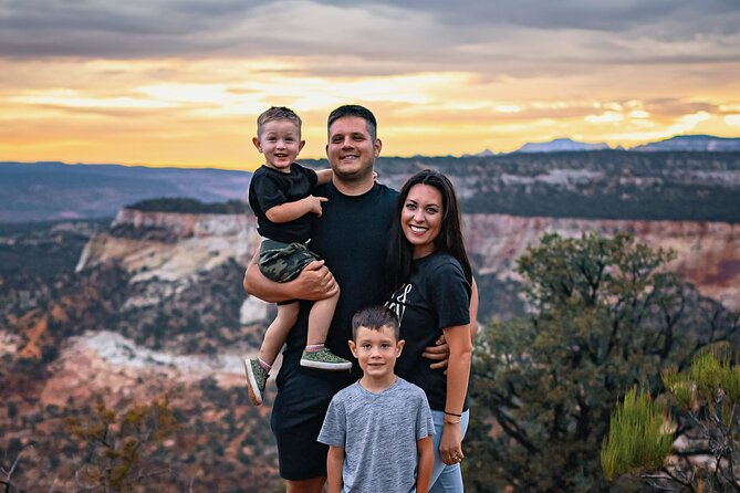 East Zion: Zion Cliffs Sunset Jeep Tour - Snacks and Bottled Water Included