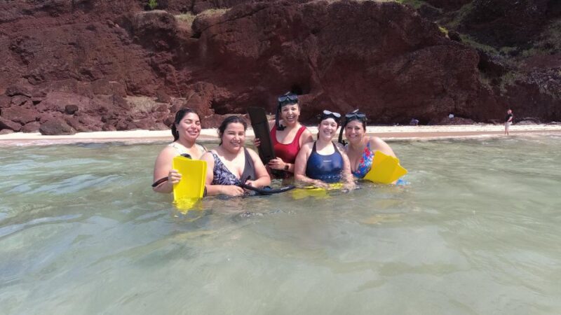 Easter Island: Snorqueling Tour on Coral Reefs - Guidance and Language