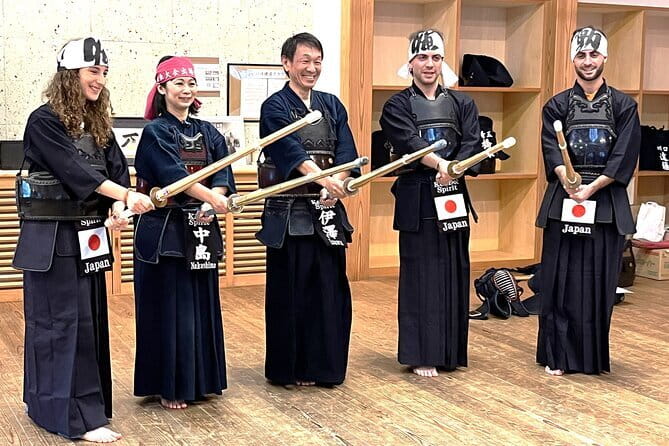Easy for Everyone! Now You Can Play Handmade Mini Shamisen and Show off to Everyone! Musical Instruments, Sweets and Live Music - Participant Feedback and Reviews