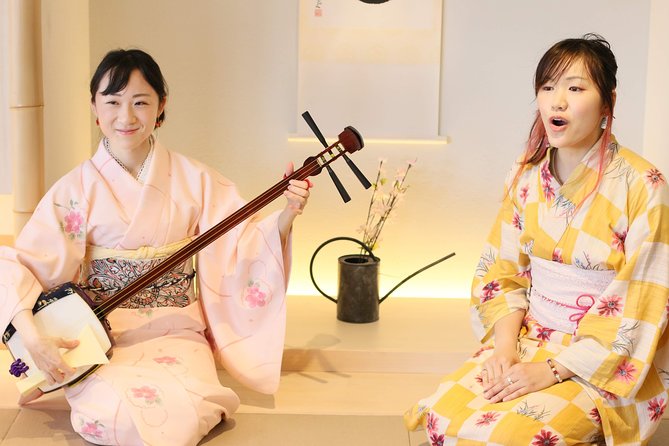 Easy for Everyone! Now You Can Play Handmade Mini Shamisen and Show off to Everyone! Musical Instruments, Sweets and Live Music - Transportation and Meeting Details