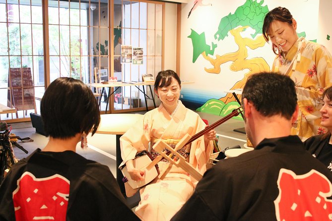 Easy for Everyone! Now You Can Play Handmade Mini Shamisen and Show off to Everyone! Musical Instruments, Sweets and Live Music - Cancellation Policy