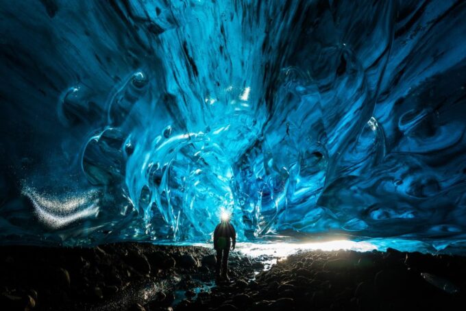 Easy Hike to a Natural Ice Cave From Jökulsárlón - Customer Reviews