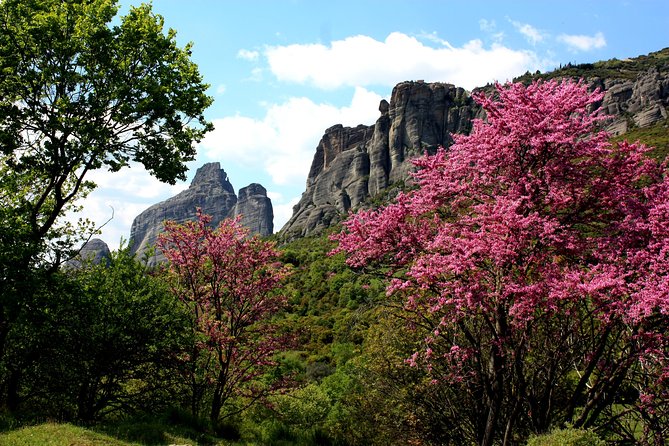 Easy Hiking Adventure at Meteora - Included and Excluded Items