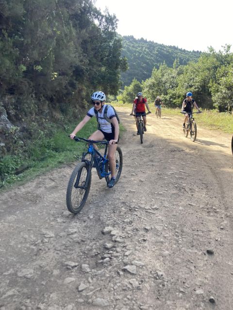 EASY LEVADA BIKING TOUR - Key Points