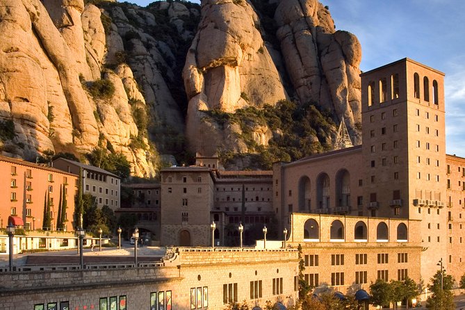 Easy Montserrat. Half-Day Trip From Barcelona - Preparing for Your Montserrat Adventure
