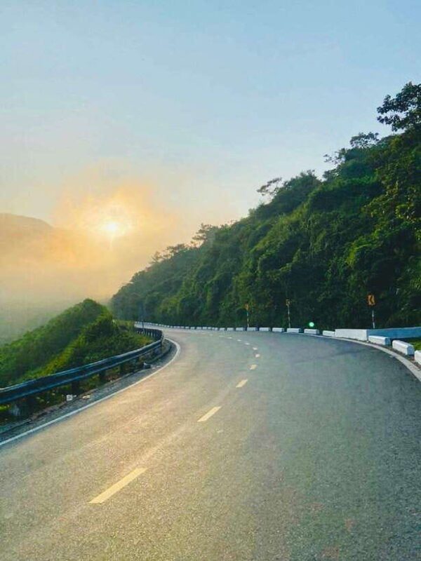Easy Rider Tour From Hoi an to Hue or Phong Nha - Hoi an to Hue (1 Way)