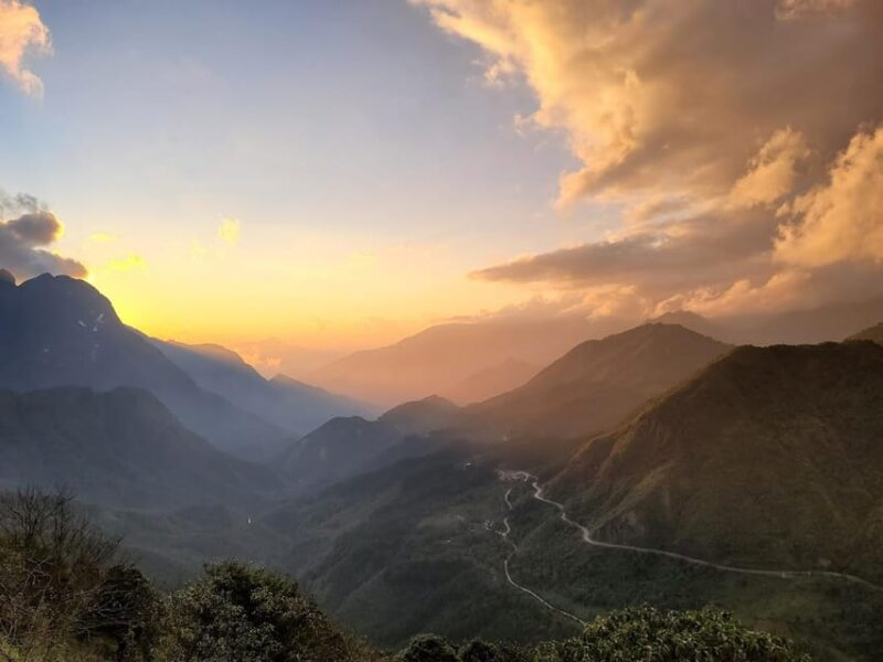 Easy Riders to Silver Waterfall, Love Waterfall, Lonely Tree - Tour Experience