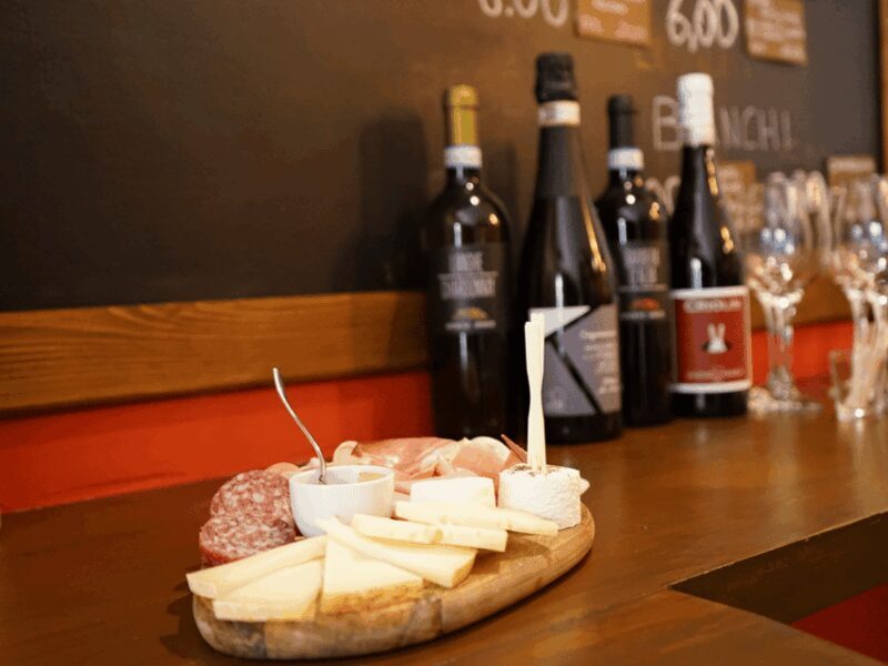 Easy Wine Tasting in Turin City Center - Educational Insights on Piedmont Wines