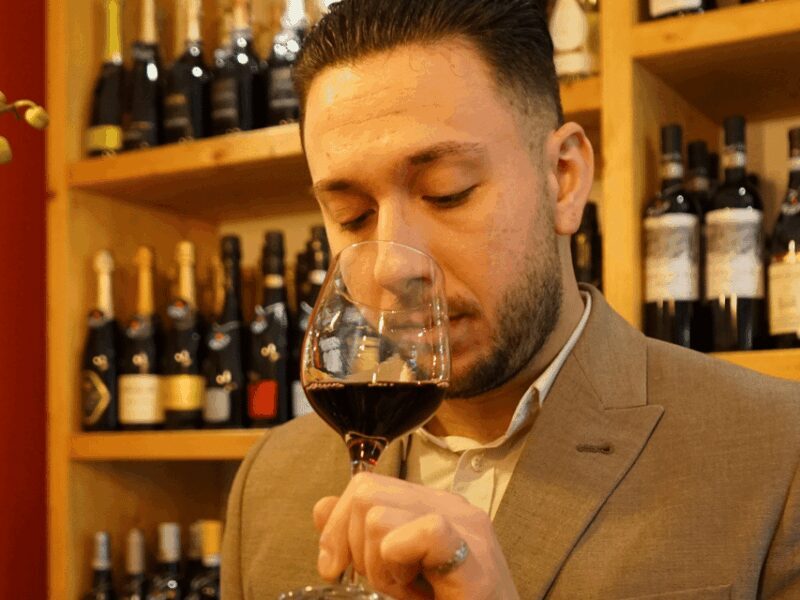 Easy Wine Tasting in Turin City Center - The Comfortable Venue and Atmosphere