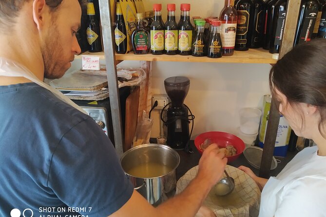 Eat, Drink, and Cook Pasta Bolognese in Bolognas City Center - Meeting and Logistics