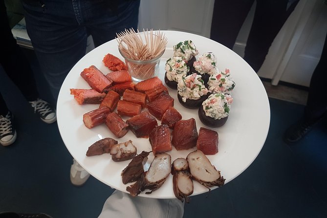 Eat Like a Canadian Food & Sightseeing Tour - Meeting Point and End Point