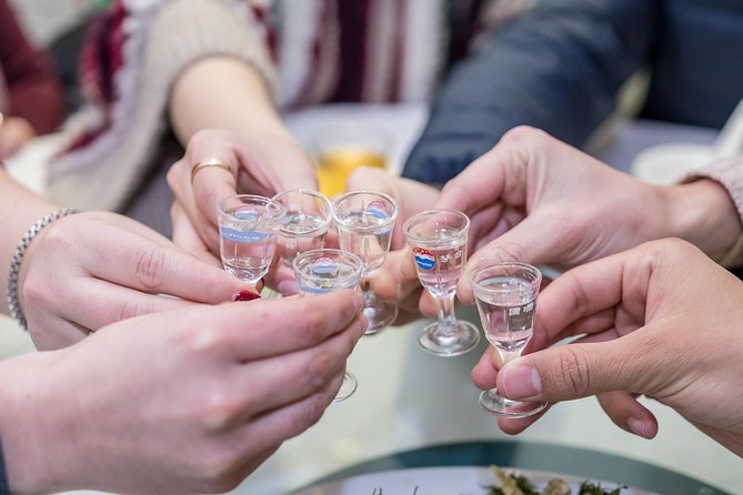 Eat Like A Local: Shanghai Night Food Tour - Tasting Local Dishes and Spirits
