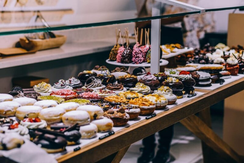 Eat Like a Parisian With a Local Guide - Immersion in the Ambiance of Le Sancerre