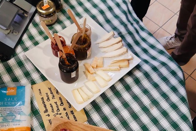 Eat Like a Roman - Traditional Food, Local Market & History - Experience the Oldest Pasta Shop