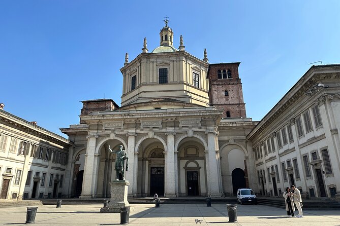 Eating Milan Street Food Tour With Guided Tasting and Sightseeing - Tour Highlights