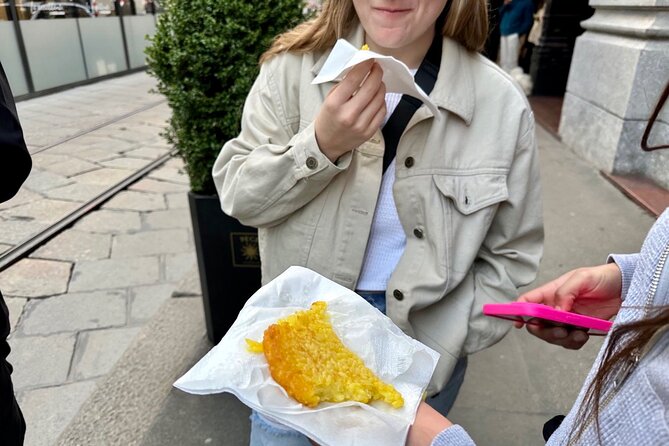 Eating Milan Street Food Tour With Guided Tasting and Sightseeing - Customer Reviews and Feedback