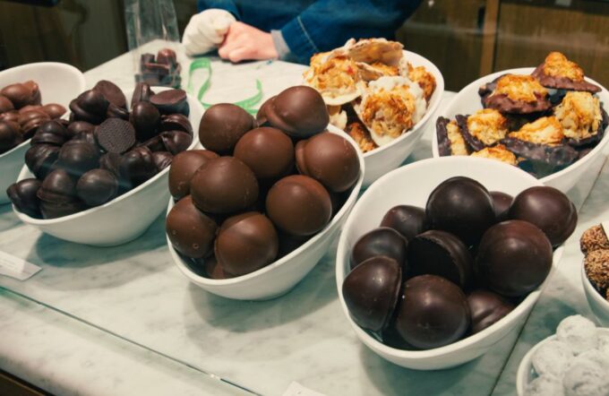 Eating Paris: Le Marais Food & Wine - Frequently Asked Questions
